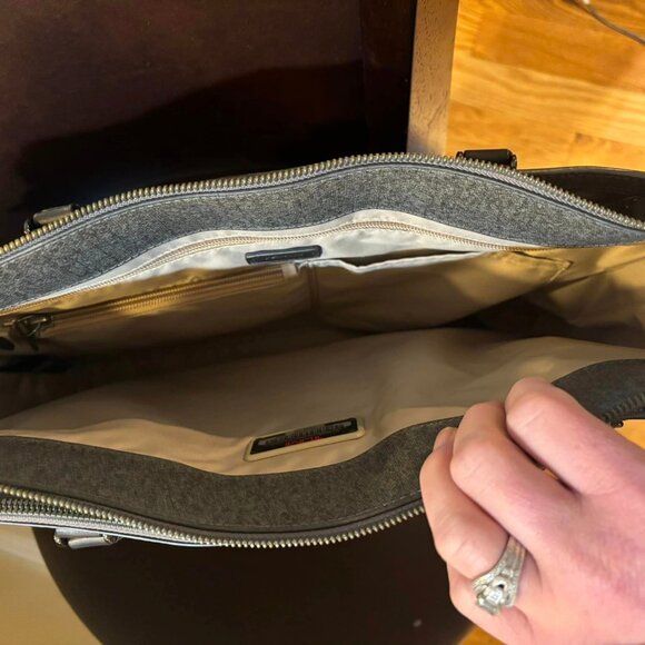 Tumi Computer Workbag - Picture 5 of 9